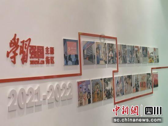 闺蜜的时尚对决